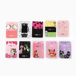 Цена за 20 шт. Значки деревянные Самые милые значки в шоубоксе, 20 шт.