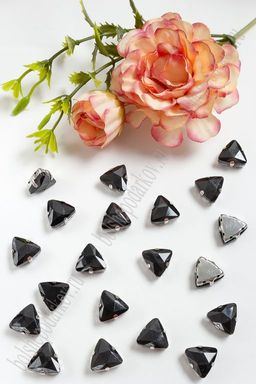 Стразы пришивные 12 мм "Треугольник" (10 шт) SF-3766, черный №16