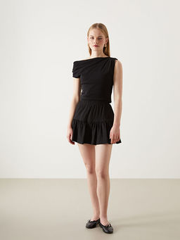 Beli Lastikli Dokulu Kad?n ?ortlu Etek