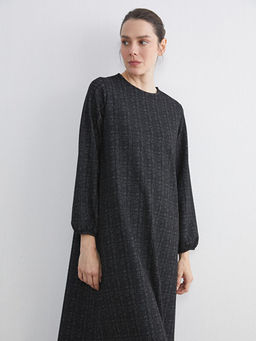 Bisiklet Yaka Desenli Elbise