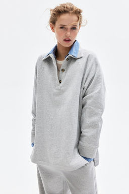 Sudadera con cuello camisero