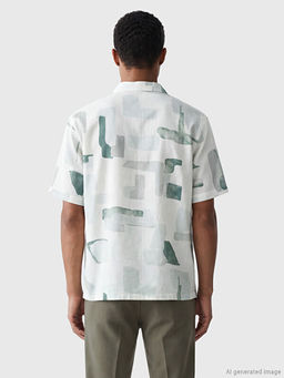 Regular Fit Resort Yaka Desenli Erkek G?mlek