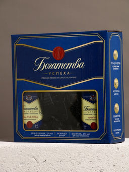 Подарочный набор Богатства: гель для душа, шампунь для волос, мочалка для тела, Чистое счастье