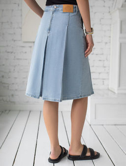 Юбка из эластичного денима