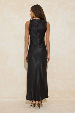 Siyah Duz Buzgu / Drape Dokuma Saten Maxi Abiye & Mezuniyet Elbisesi - Trendyolmilla фото 4