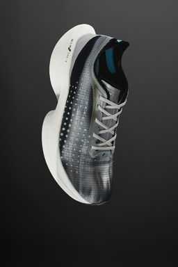 LONG-DISTANCE RUNNING TRAINERS - Zara фото 6