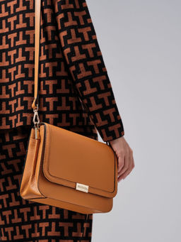 Сумка через плечо Deboro 30532 оранжевый карандаш