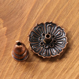 Цена за 2 шт. Подставка для благовоний палочек и спиралей "Цветок", 3,8 х 2,8 см, медная