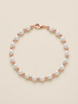 Браслет из бусин