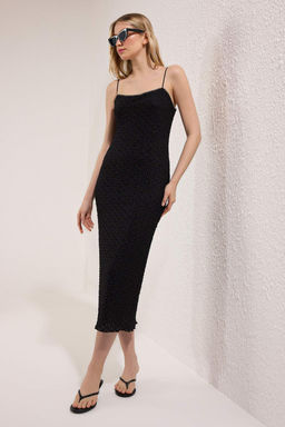 TRENDYOLMILLA Beyaz Dantel Bodycone/Vucuda Oturan Ask?l? Midi Orme Elbise TWOSS25EL00533 фото 6