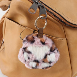 Пушистик на кольце Лапка МИКС 4,5х8х8 см