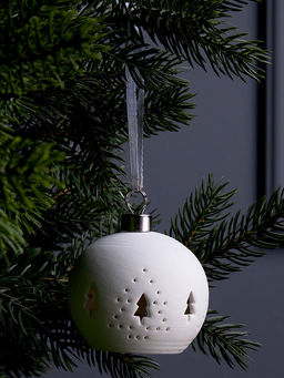 Ёлочный шар Ёлочки, 6.96.95.9 см, 1 LED, от батареек LR443, свечение тёплое белое - Luazon lighting фото 2