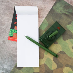 Подарочный набор, блокнот 16 листов и ручка пластик «Танчики»