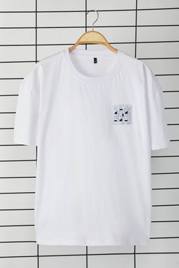 TRENDYOL MAN Beyaz Oversize/Genis Kesim Kabar?k S?rt Bask?l? %100 Pamuk T-Shirt TMNSS25TS00082 - Trendyolmilla фото 9