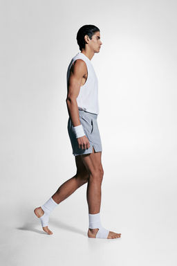 Camiseta de deporte sin mangas en DryMove - H&m фото 10