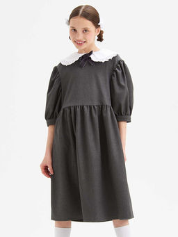 Платье с короткими рукавами