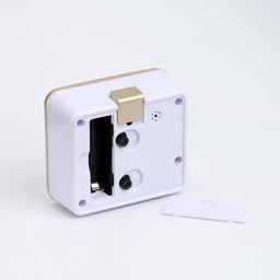 Часы - будильник настольные «Классика» с подсветкой, дискретный ход, 8.5×7.5 см, от батарейки АА