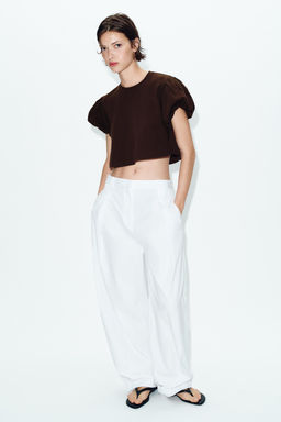 CAMISETA CROP MANGA VOLUMEN / Chocolate