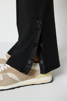 TRENDYOLMILLA Siyah Toparlay?c? Paca C?tc?t Detayl? Ispanyol Paca Yoga Orme Spor Tayt THMAW24TY00015 фото 12