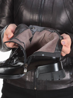 01-CYY11-1 BLACK Ботинки демисезонные женские (натуральная кожа, байка)