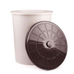 Бак универсальный с крышкой 100л бежевый М3469