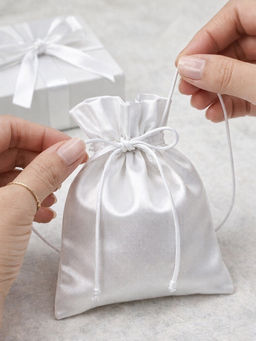 Шнур атласный на бобине 2 мм, 50 метров, белый