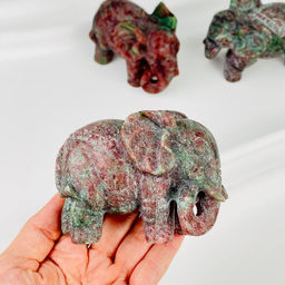 Фугурка резная Слон из Яшмы