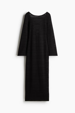 Vestido en punto calado con lazada