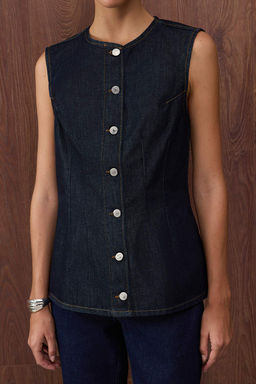 Koyu Mavi Dugme Detayl? Fitted Denim Yelek TWOAW26YE00014 - Trendyolmilla фото 3