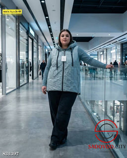 Жилетка женская с капюшоном - Bruno фото 4