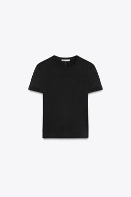 T-SHIRT WITH BACK SEAM - Zara фото 29
