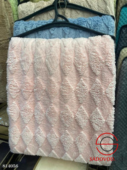Плед на диван или кровать 220*200 см.