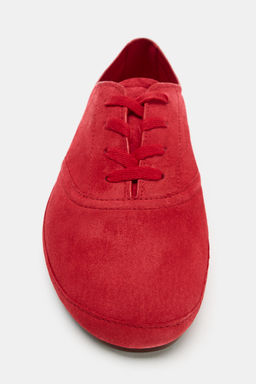 ZAPATILLA PIEL BLUCHER / Rojo