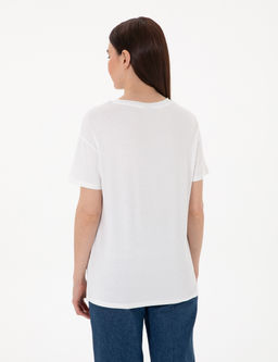 Beyaz Regular Fit Ti__rt
