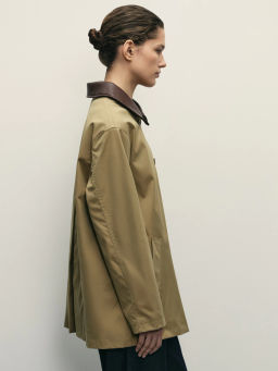 Плащ с акцентным воротником / Zarina  фото 4