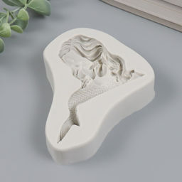 Молд силикононовый «Русалочка на берегу» 12,5 х 9,5 х 2,6 см