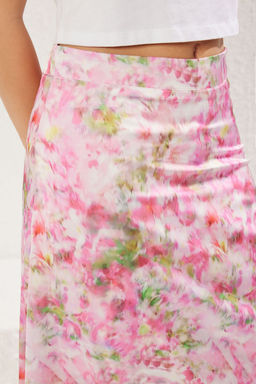 TRENDYOLMILLA Cok Renkli Batik Cicek Desenli Saten Kumas A-line Kal?p Midi Boy Dokuma Etek TWOSS25ET00034  фото 4