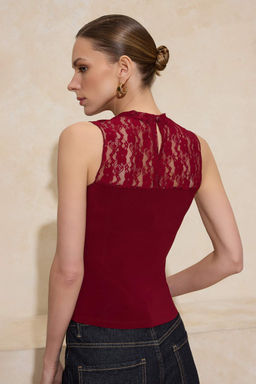 Bordo Fitted/Vucuda Oturan Dik Yaka Kolsuz Dantel Detayl? Esnek Orme Bluz TWOSS26BZ00036