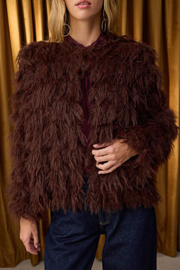 Kahverengi Mont Gorunumlu Genis Kal?p Puskul Detayl? Yumusak Dokulu Triko H?rka TWOAW26HI00012 - Trendyolmilla фото 3