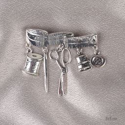 Брошь Рукодельница 5 элементов 5 см / GM350 /уп 24/ серебро - Галеонтрейд фото 2