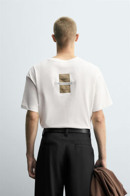T-SHIRT WITH CONTRAST LABELS - Zara фото 3