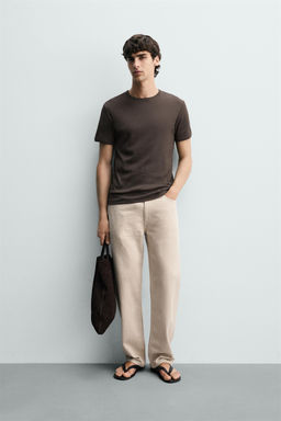 CAMISETA REGULAR FIT RIB / Marr?n