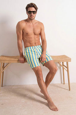 Sar_-Ye_il _izgili Normal Boy Regular Fit Erkek Deniz _ortu TMNSS26DS00009