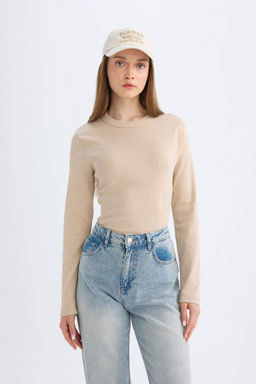 Туника-футболка с длинными рукавами и длинными рукавами в рубчик обычного кроя