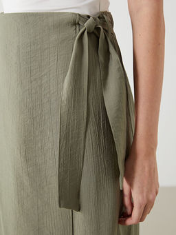 Beli Lastikli Kad?n Etek