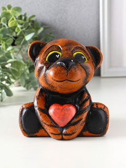 Копилка для денег Тигрёнок с сердцем, гипс, 14.5?13.5?13 см