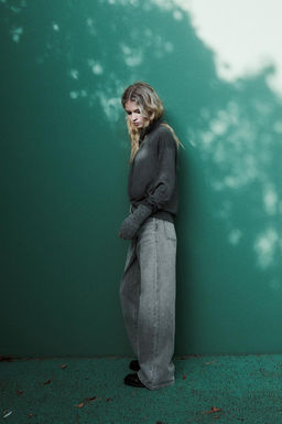 HIGH-WAIST TRF WIDE-LEG JEANS WITH CROSSOVER WAISTBAND - Zara фото 39