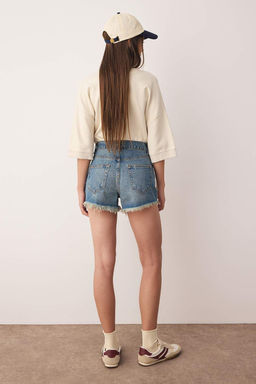 Mavi Y?rt?kl? Yuksek Bel Mini Denim Sort TWOSS23SR00278