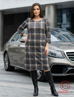 Трикотажное женское платье