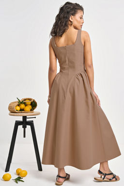 Сарафан джинсовый с корсетными линиями мокко